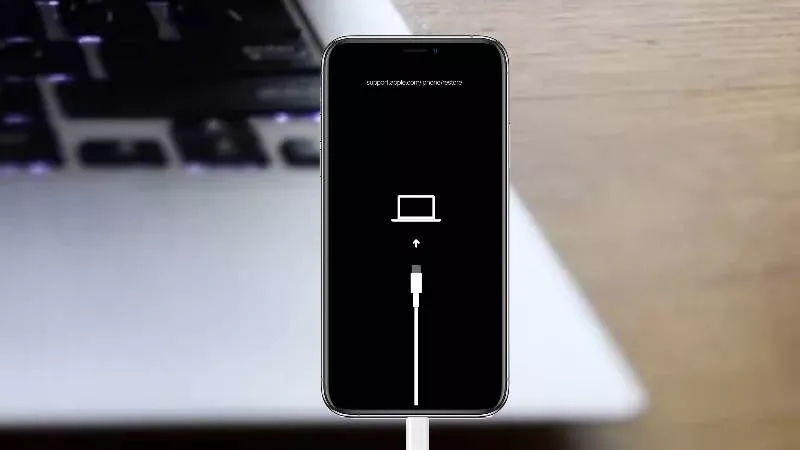 boot iPhone into recovery mode
