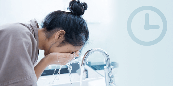 lavarse la cara cada tres horas
