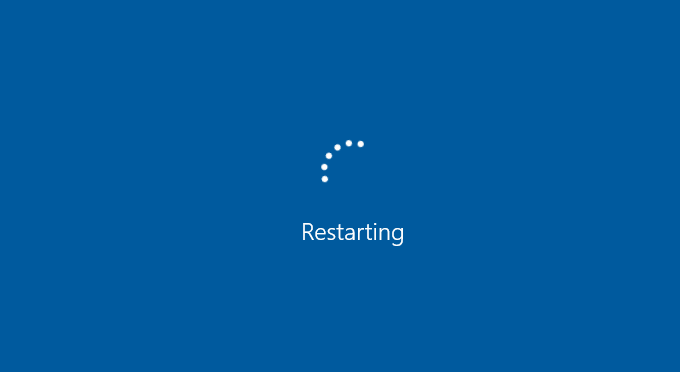 arreglar Windows 10 se atasca en el problema de reiniciar la pantalla